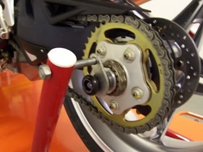 Chrániče osy zadního kola, MV Agusta F4/F4 1000R/Brutale, černé
